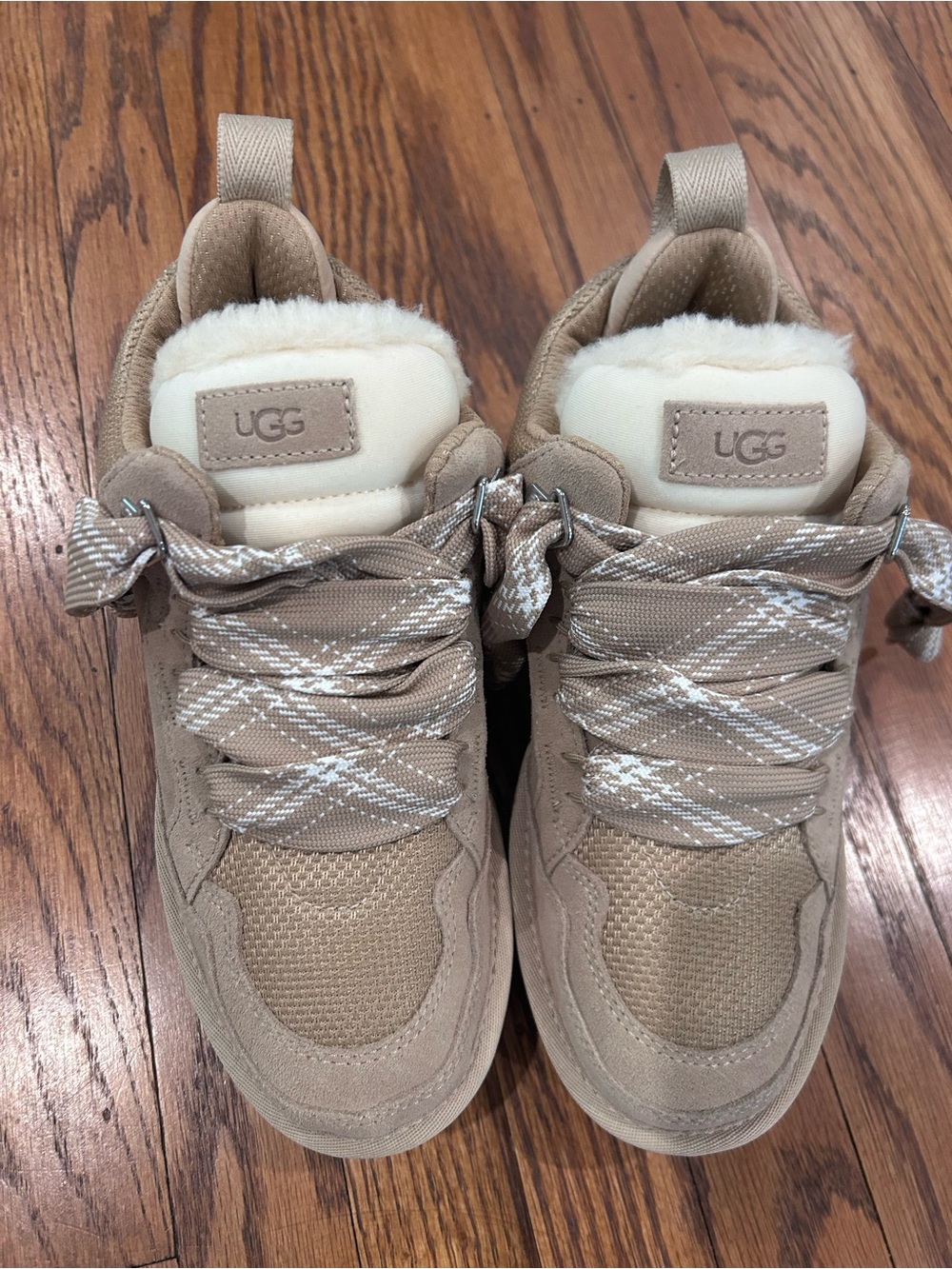 NEW! UGG Lowmel Tan Suede Platform Lace-Up Sneaker - 8 - Picture 9 of 13